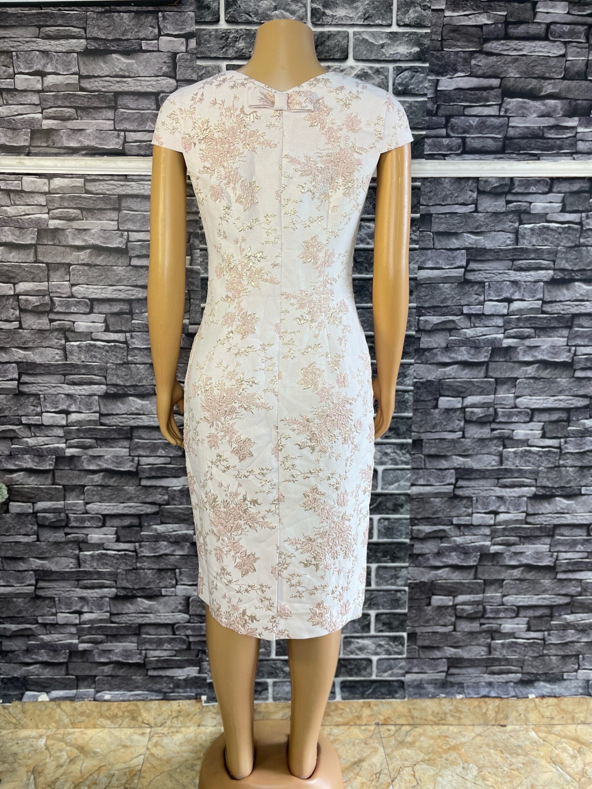 Elegant Floral Brocade Midi Dress 3 Elegant Floral Brocade Midi Dress - Image 3