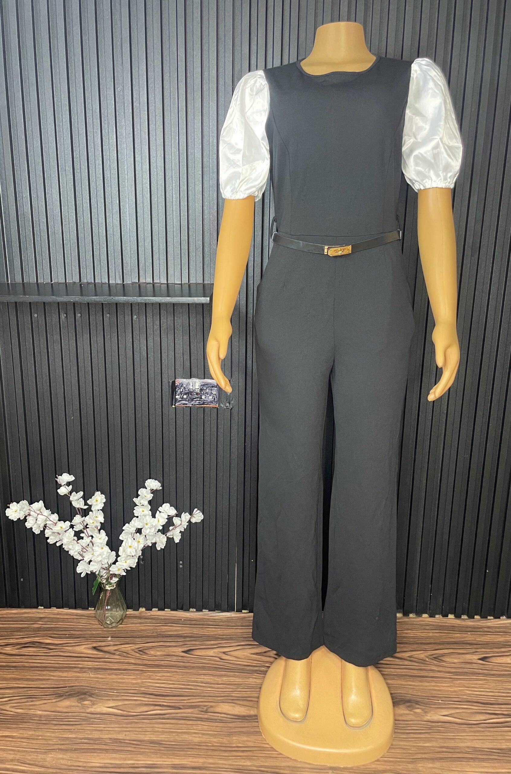 Stylish Black Puff-Sleeve Jumpsuit 1 Stylish Black Puff-Sleeve Jumpsuit