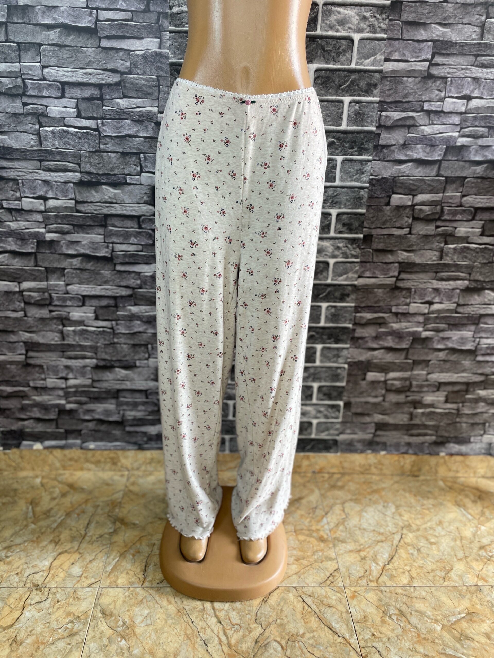 Elegant Floral Print Wide Leg Pants 4 Elegant Floral Print Wide Leg Pants - Image 4