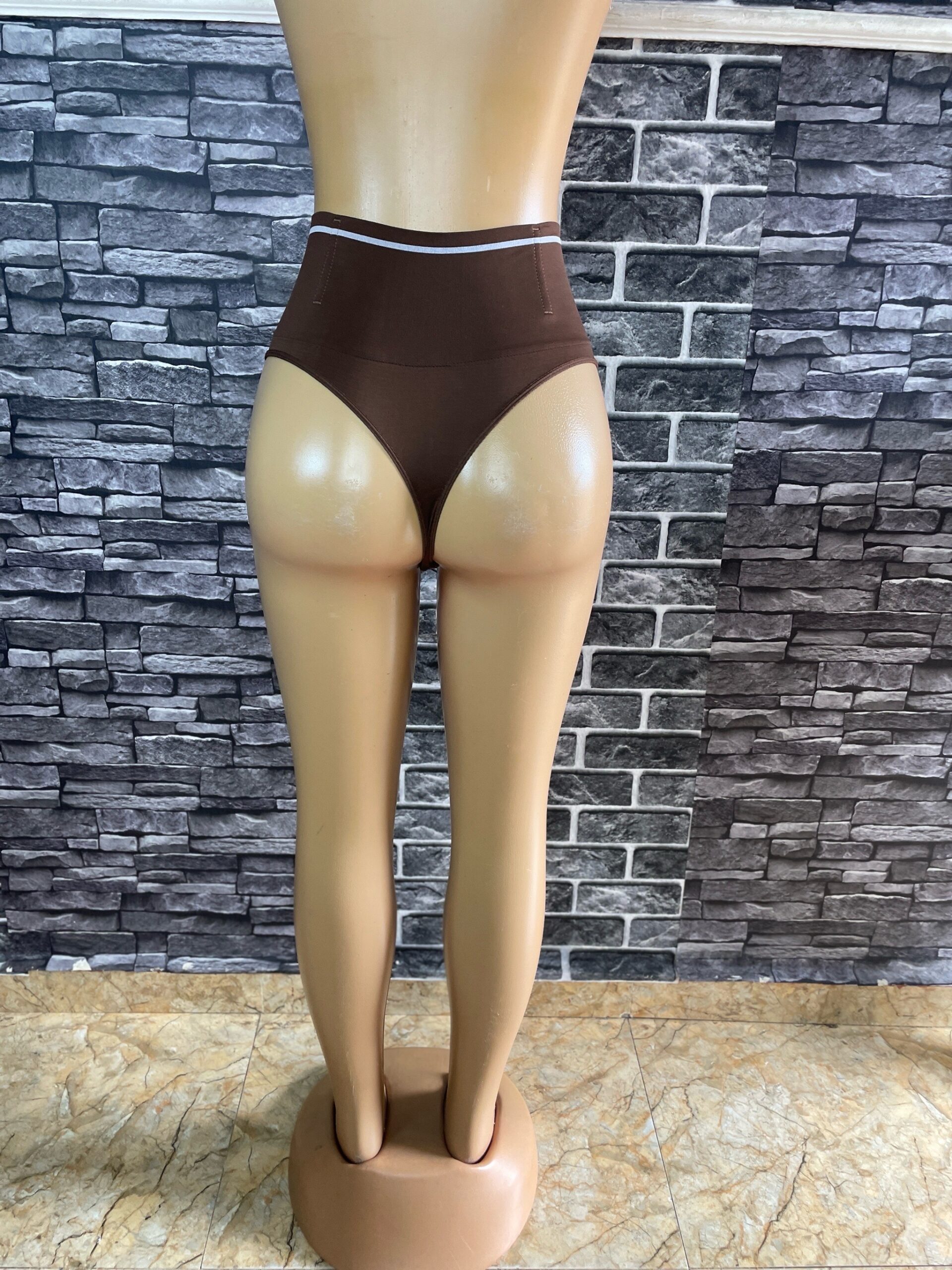 Stylish High-Waist Gym Briefs 3 Stylish High-Waist Gym Briefs - Image 3