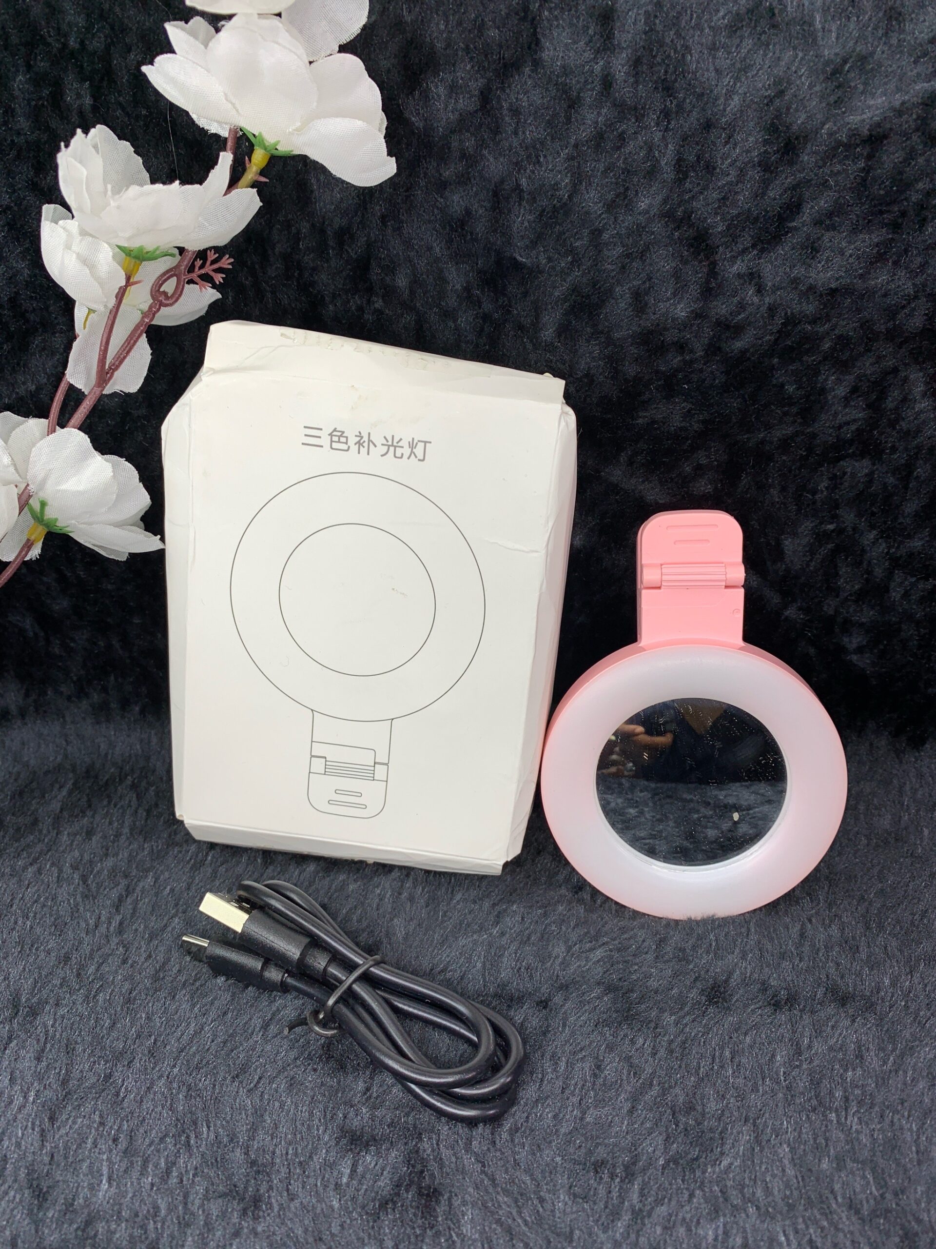 Clip On Selfie Ring Light 1 Clip On Selfie Ring Light