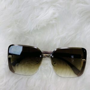Home 12 Square Gradient Sunglasses