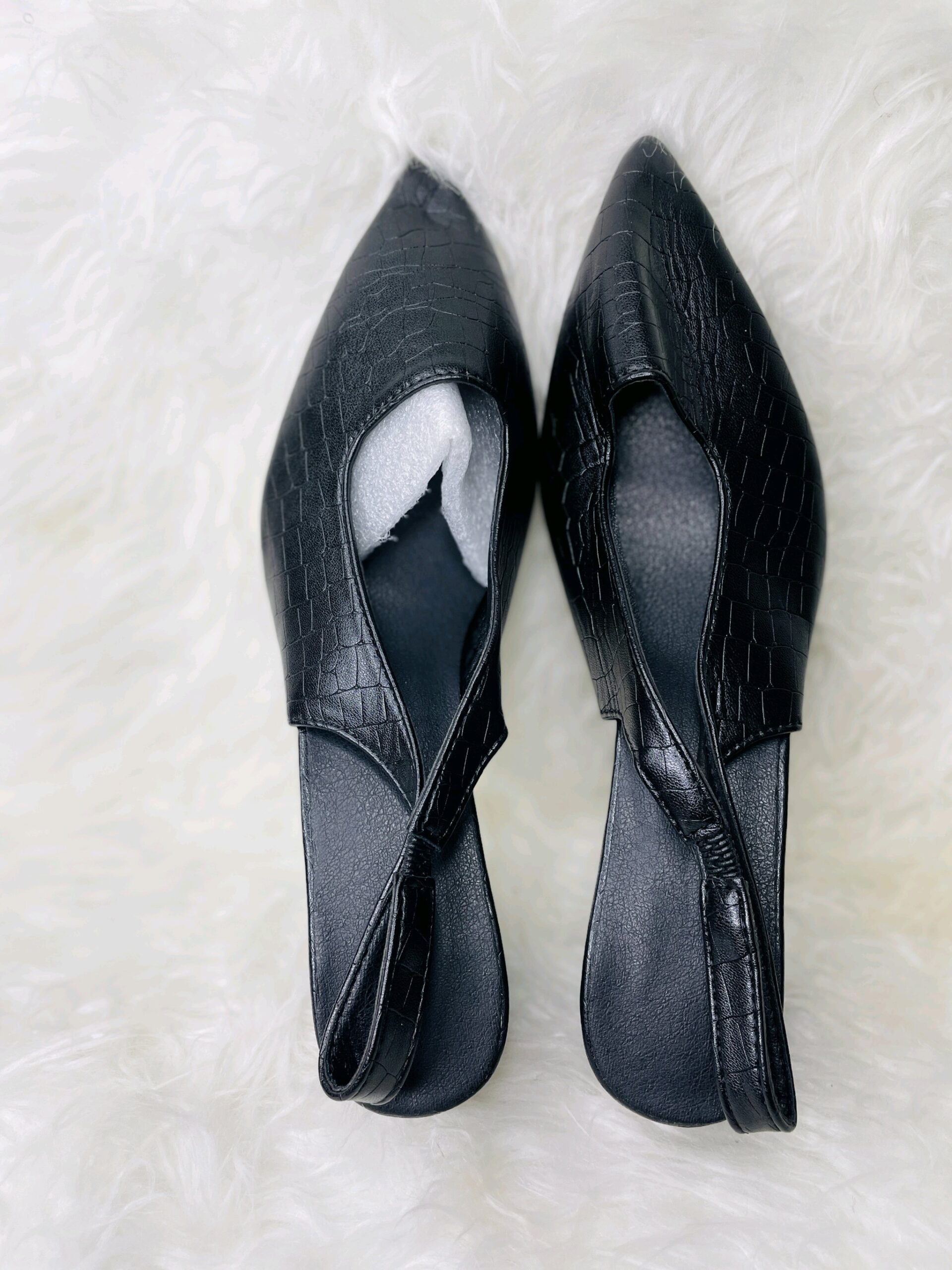 Black Pointed Toe Flat Shoe 3 Black Pointed Toe Flat Shoe - Image 3