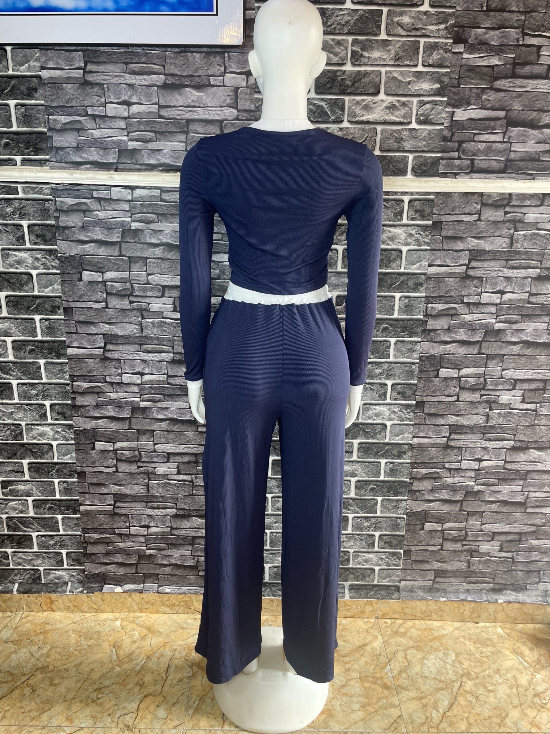 Crop Top Two Piece Set 5 Crop Top Two Piece Set - Image 5