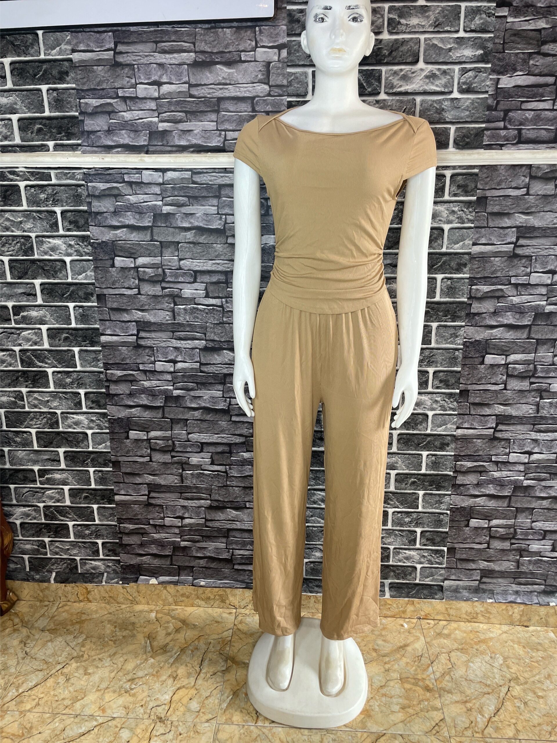 Off-Shoulder Two Piece Set 1 Off-Shoulder Two Piece Set