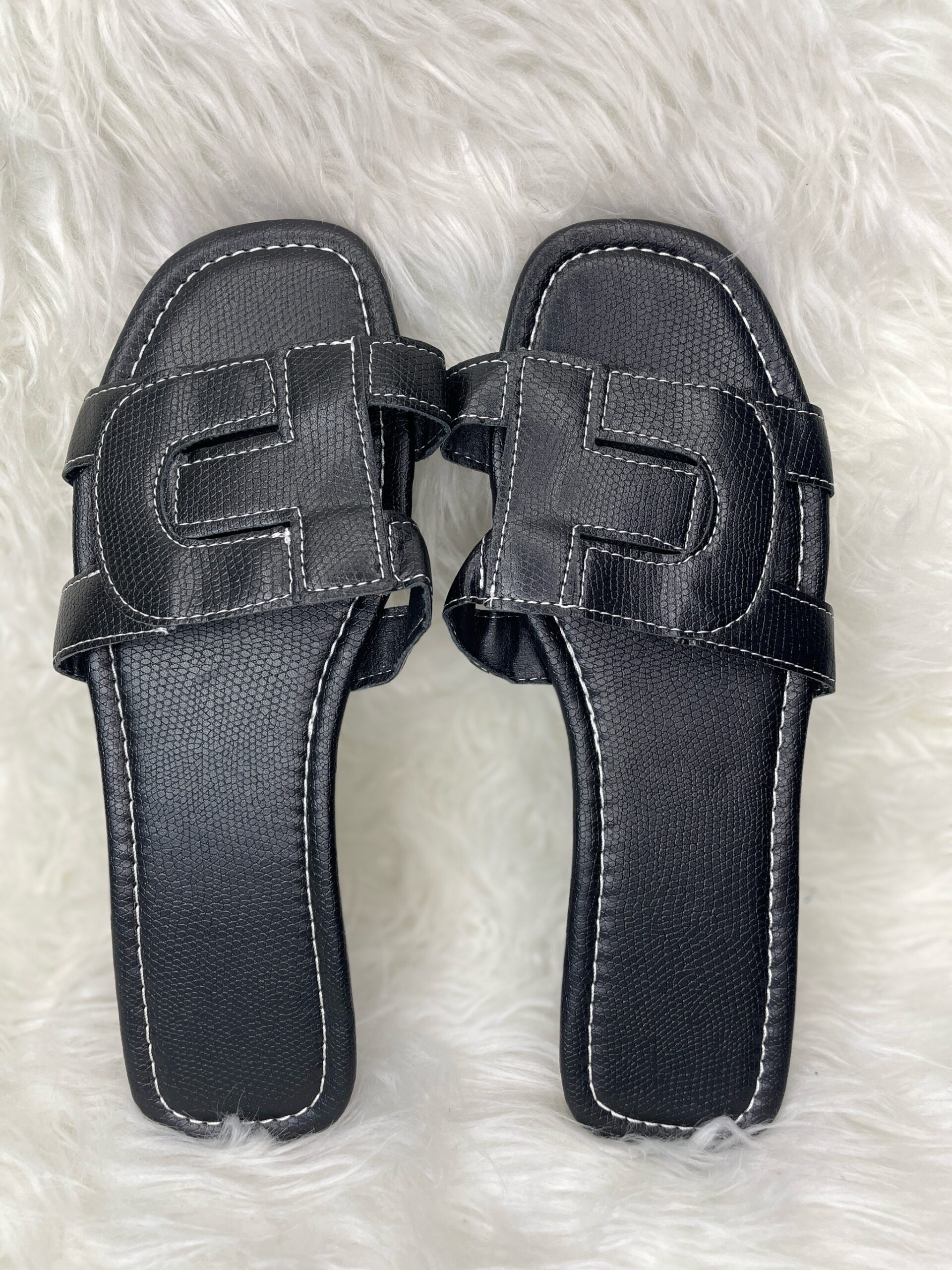 Black Leather Flat Slippers 1 Black Leather Flat Slippers