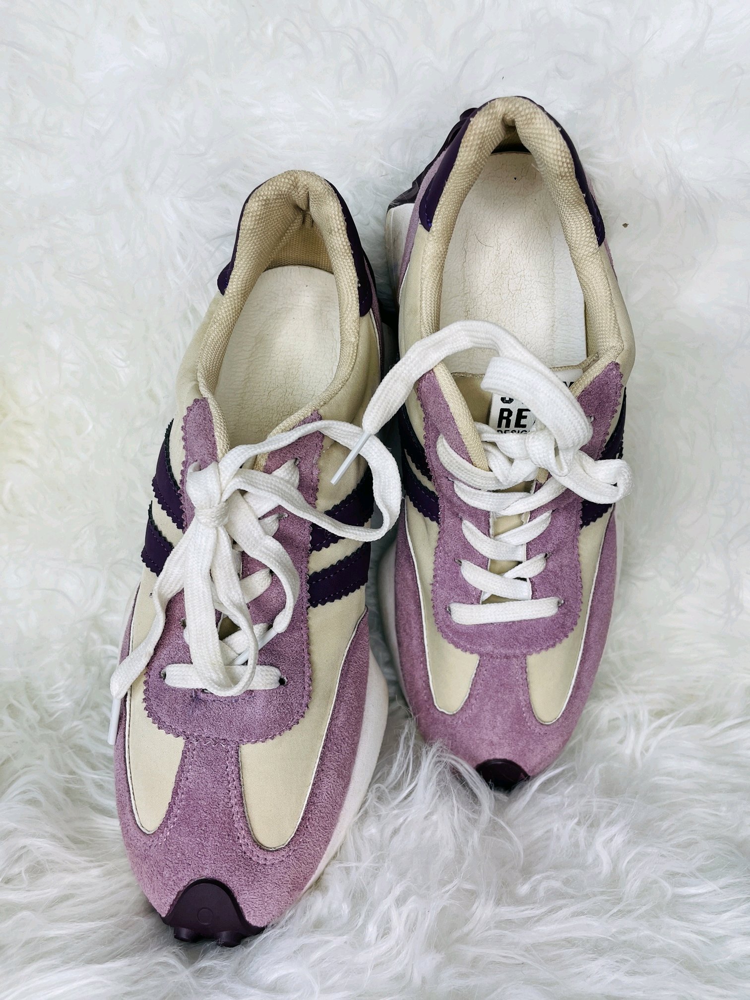 Light Purple Sneakers 5 Light Purple Sneakers - Image 5